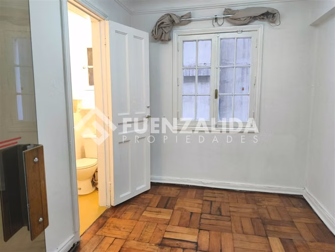 Recomendada Oficina en arriendo en Santiago - Imagen 8