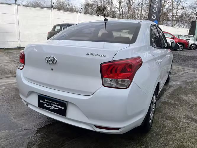 HYUNDAI VERNA CB 1.4 MT AÑO 2021