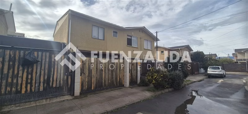 Casa en venta de 3 dorm. en Buín