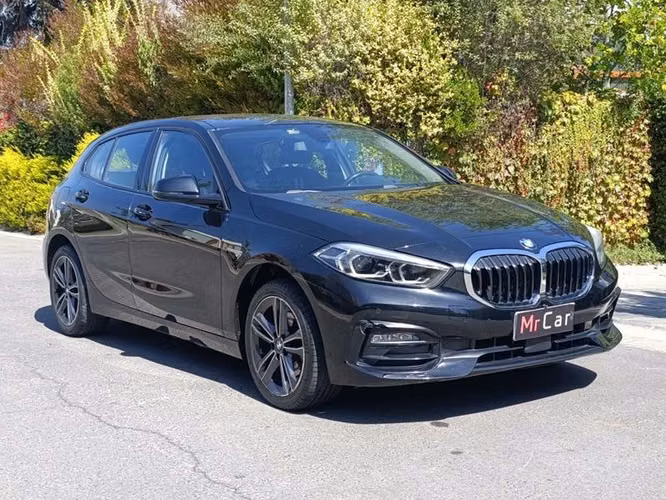 BMW 118 I HATCH SPORT PLUS - 2022 | 2635