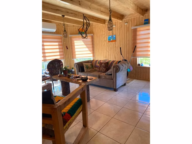 Se vende hermosa casa en una parcela en Chiloé