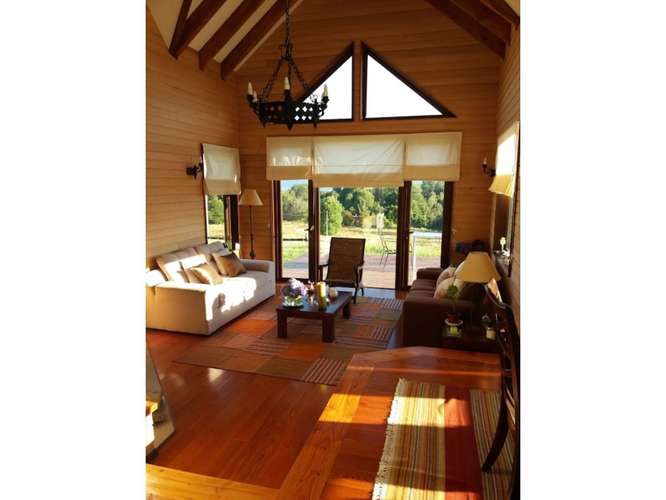 Casa en parcela de 5000 m2 con Hermosa Vista al Volcán - Imagen 4