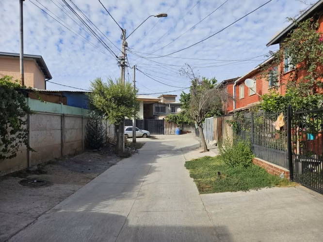 Oportunidad / Amplia Casa / Centro de Lampa / 5D+1B - Imagen 22