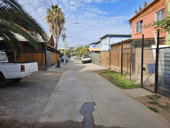 Oportunidad / Amplia Casa / Centro de Lampa / 5D+1B - Imagen 27