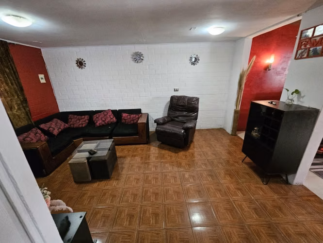 Oportunidad / Amplia Casa / Centro de Lampa / 5D+1B - Imagen 14