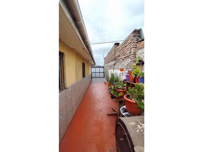Oportunidad / Metro El Parrón/ 4d+1b+5e/ 1 Casa + Depto