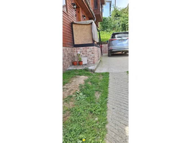 SE VENDE CASA EN ANCUD