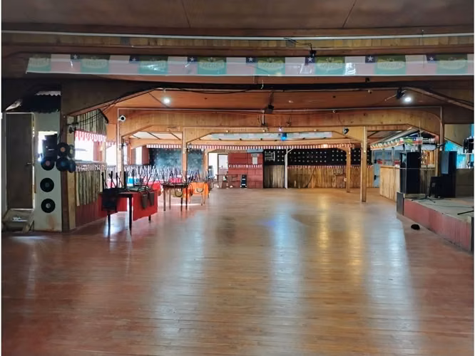Se vende centro de eventos y cabañas en Ancud