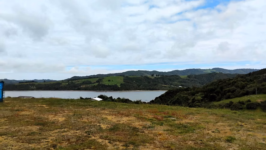 Se venden tres propiedades en Chiloé