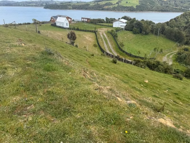 Se venden tres propiedades en Chiloé