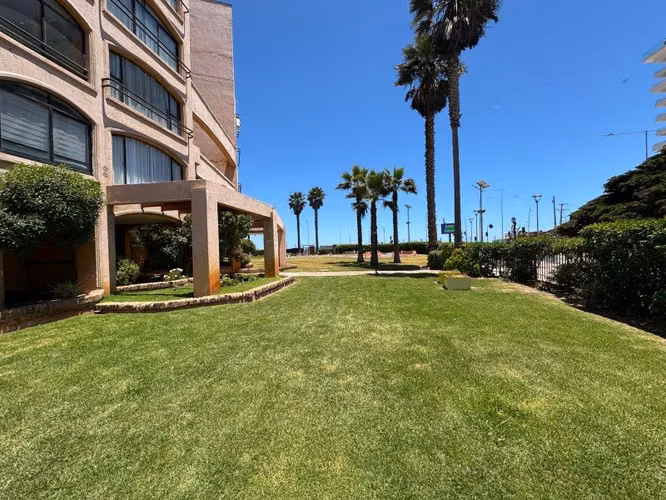 Hermoso departamento amoblado frente al mar 5D/3B
