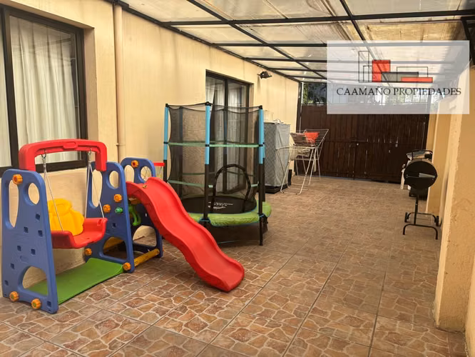 Hermosa Casa con Gran terreno en el Corazón de Macul