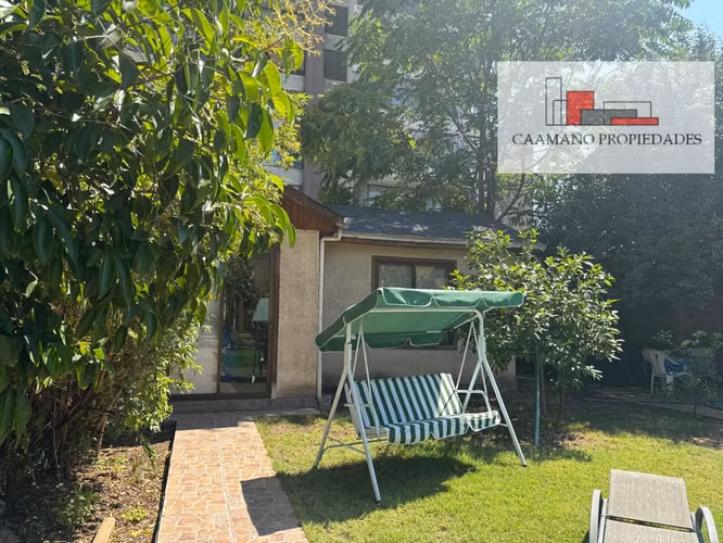 Hermosa Casa con Gran terreno en el Corazón de Macul