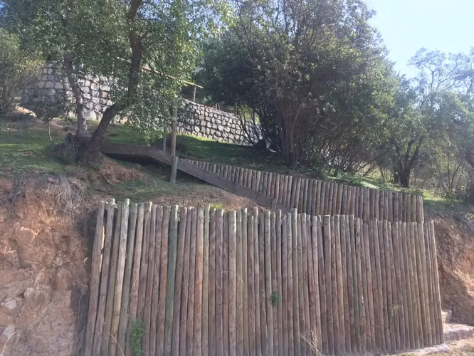 ARRIENDO CASA PIEDRA MOLINA EXTRAORDINARIA VISTA LAGUNA DE ACULEO