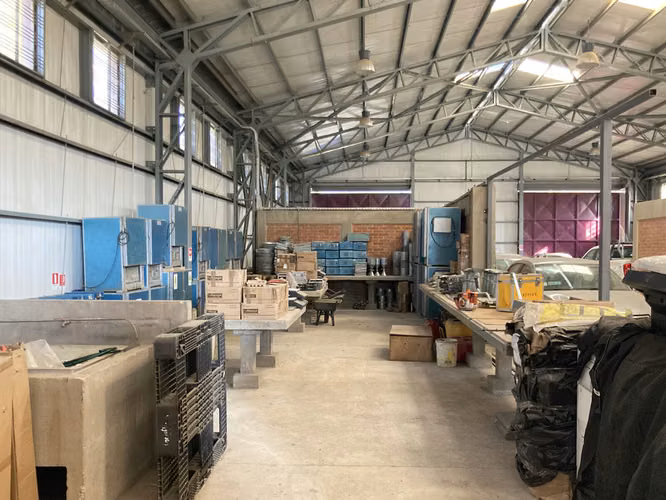 Galpon industrial zona agropecuaria PRC con recepción final Paine Colonia Kennedy