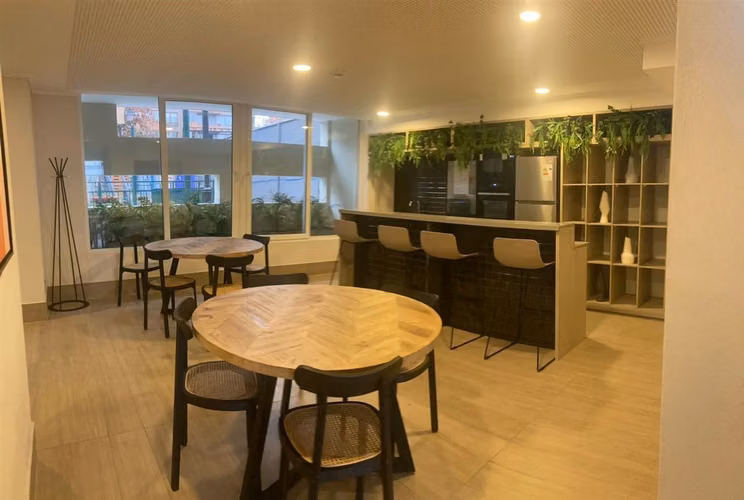 ARRIENDO DEPTO 1 DORMITORIO 1 BAÑO BODEGA Y ESTACIONAMIENTO SANTA ISABEL 360  SANTIAGO RM