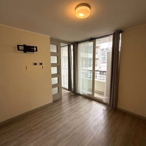 ARRIENDO DEPTO 1 DORMITORIO 1 BAÑO BODEGA Y ESTACIONAMIENTO SANTA ISABEL 360  SANTIAGO RM