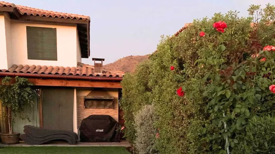 Casa Amplia en Chicureo (177325)