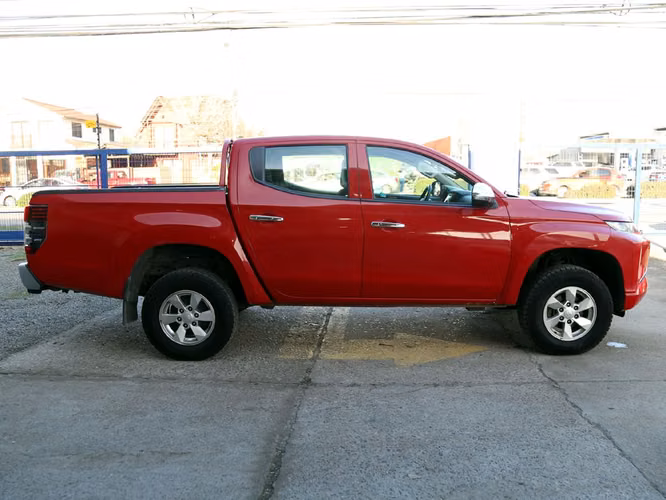 MITSUBISHI L200 2022
