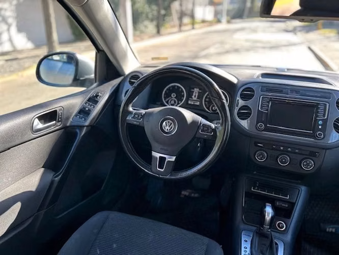 VOLKSWAGEN TIGUAN TREND FUN TSI PLUS 4X4 - 2017 | 2825