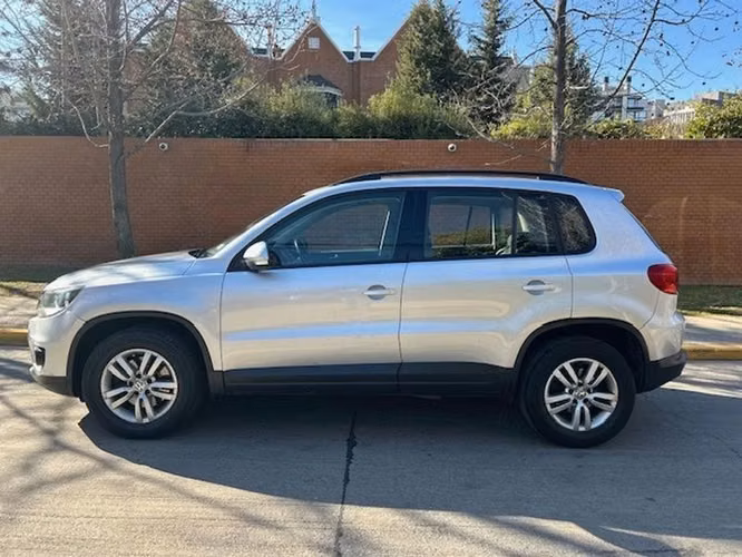 VOLKSWAGEN TIGUAN TREND FUN TSI PLUS 4X4 - 2017 | 2825