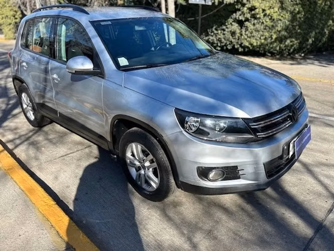 VOLKSWAGEN TIGUAN TREND FUN TSI PLUS 4X4 - 2017 | 2825
