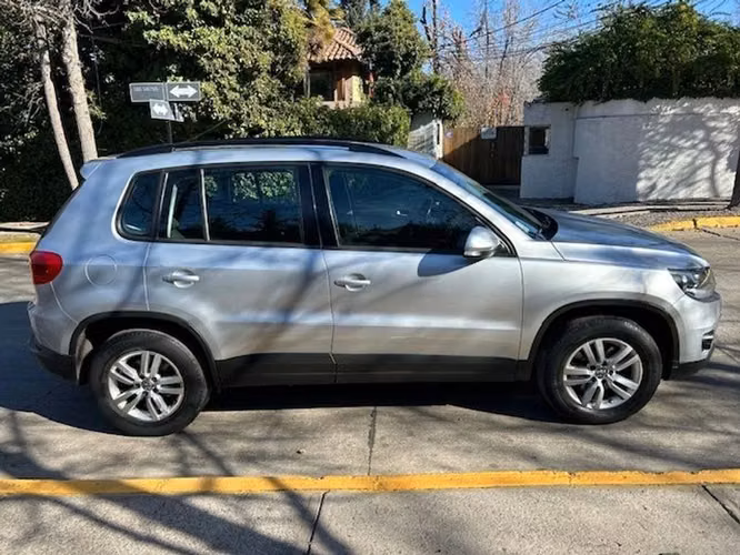 VOLKSWAGEN TIGUAN TREND FUN TSI PLUS 4X4 - 2017 | 2825