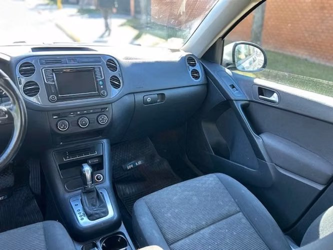 VOLKSWAGEN TIGUAN TREND FUN TSI PLUS 4X4 - 2017 | 2825