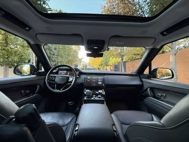 LAND ROVER RANGE ROVER DYNAMIC 4X4 3.0 AUT - 2023 | 2814