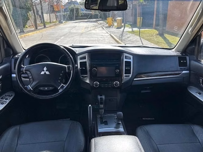 MITSUBISHI MONTERO 3.2C AT DIESEL - 2018 | 2798