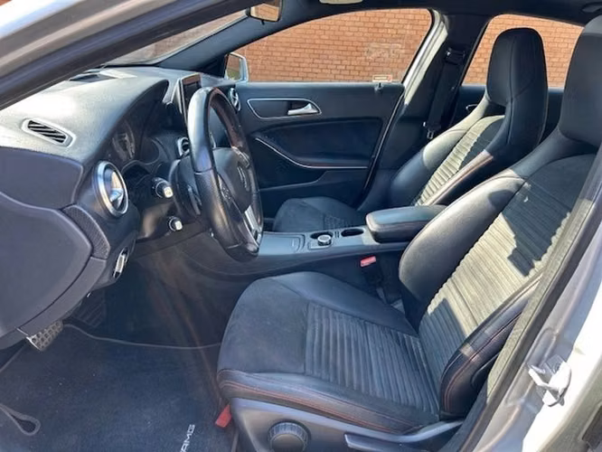 MERCEDES BENZ A 200 BLUEEFFICIENCY AT - 2016 | 2812