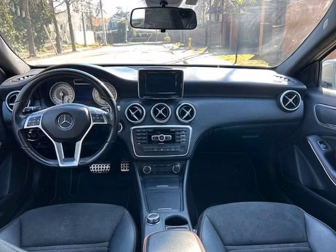 MERCEDES BENZ A 200 BLUEEFFICIENCY AT - 2016 | 2812
