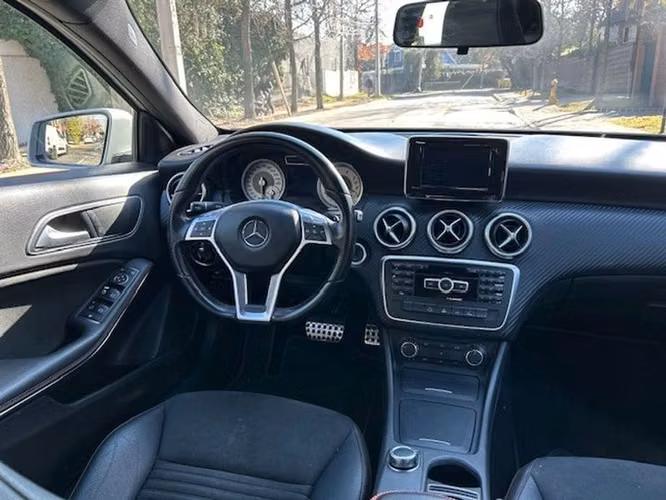 MERCEDES BENZ A 200 BLUEEFFICIENCY AT - 2016 | 2812