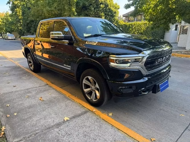 RAM 1500 LIMITED CREW CAB - 2022 | 2846