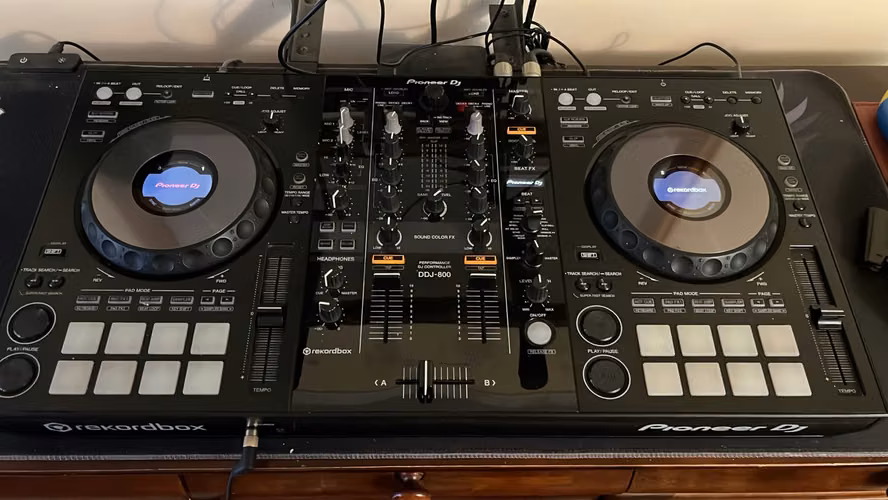 Set completo Dj (DDJ-800)