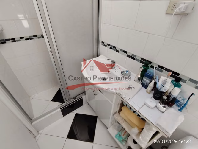 Hermosa Casa de Dos Pisos Ampliada, 3 Dormitorios, 2 Baños, San Bernardo.