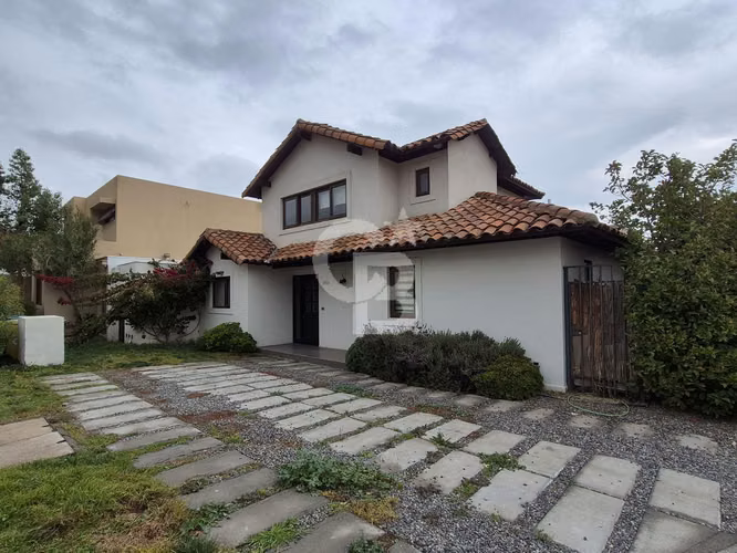 Casa Chicureo | Piscina, Gran Jardín y Sala de Estar