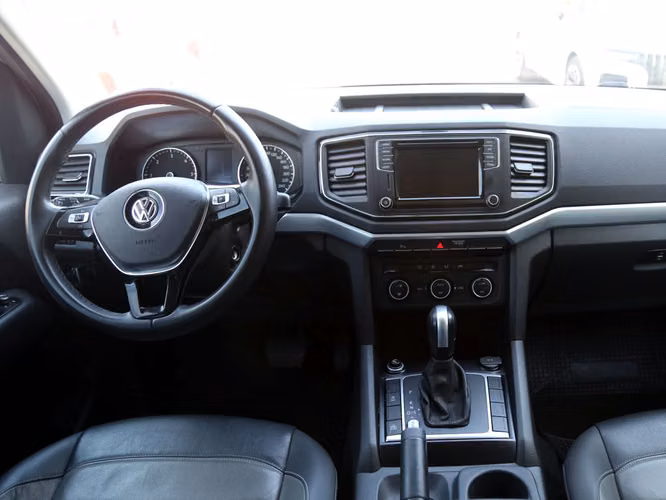 VOLKSWAGEN AMAROK 2023