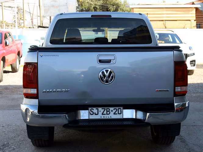 VOLKSWAGEN AMAROK 2023