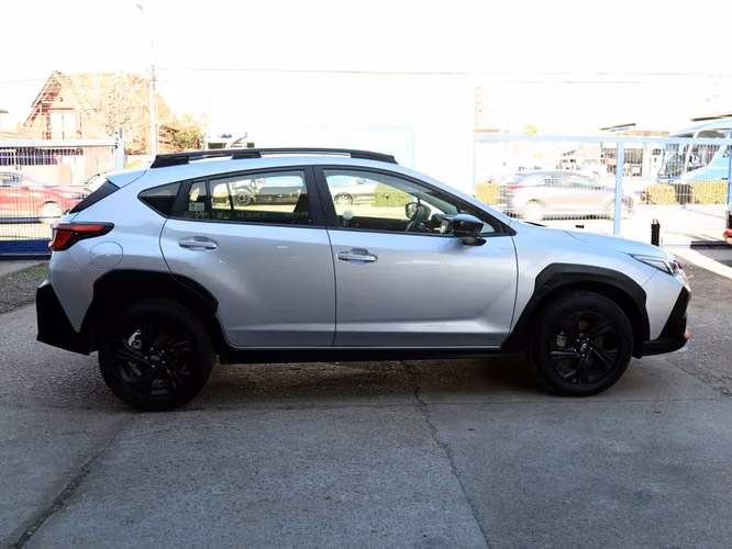 SUBARU CROSSTREK 2025