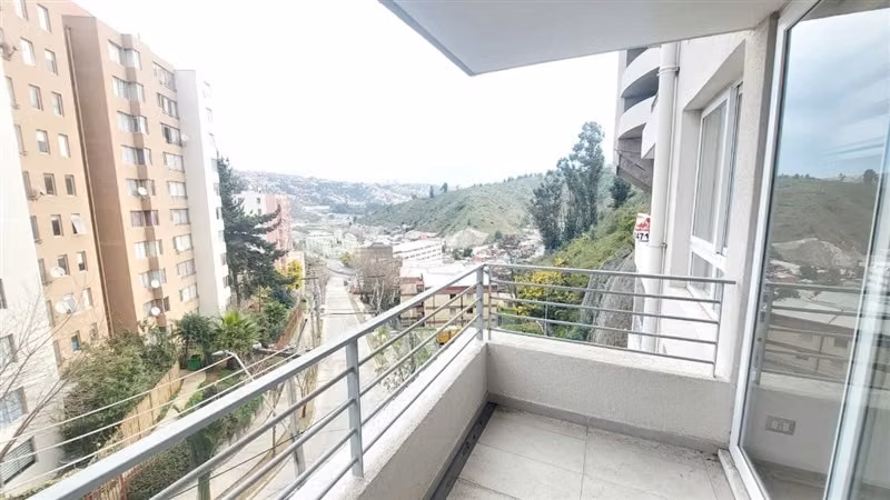 Departamento en arriendo de 2 dorm. en Viña del Mar, cerca U