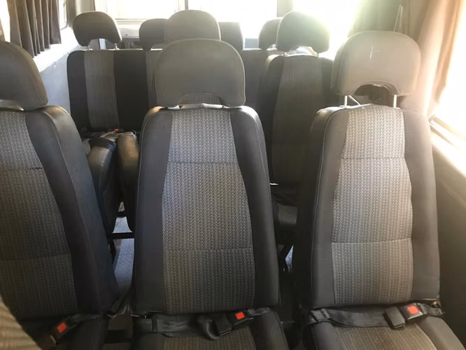 Mercedes-Benz Sprinter 313 CDI 2005 – 12 Asientos – Diésel