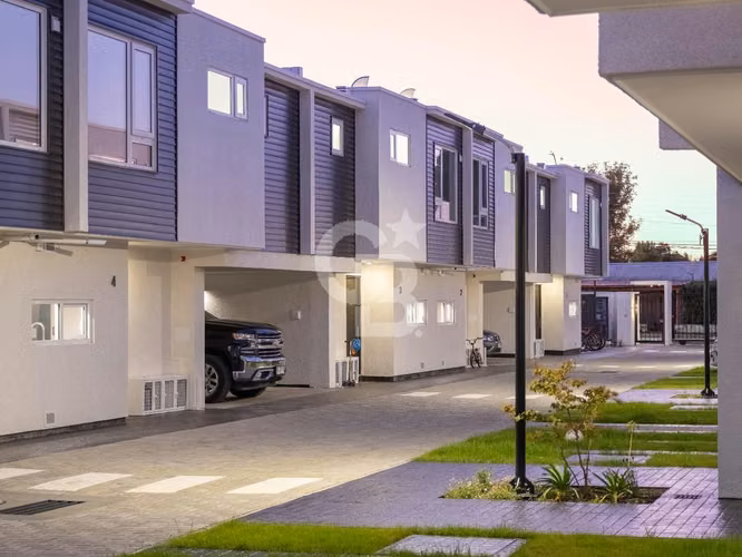 Condominio nuevo,  conectividad  y servicios a pasos