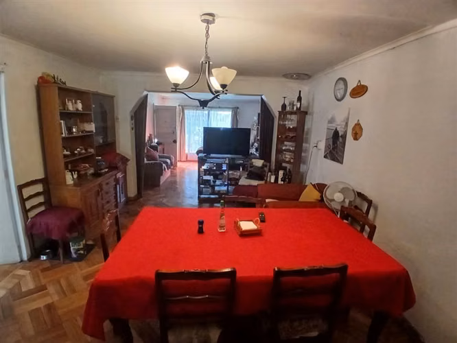 VENTA CASA 4D 2D SAN JOAQUIN