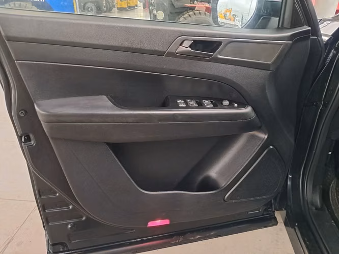 SSANGYONG GRAND MUSSO 2024