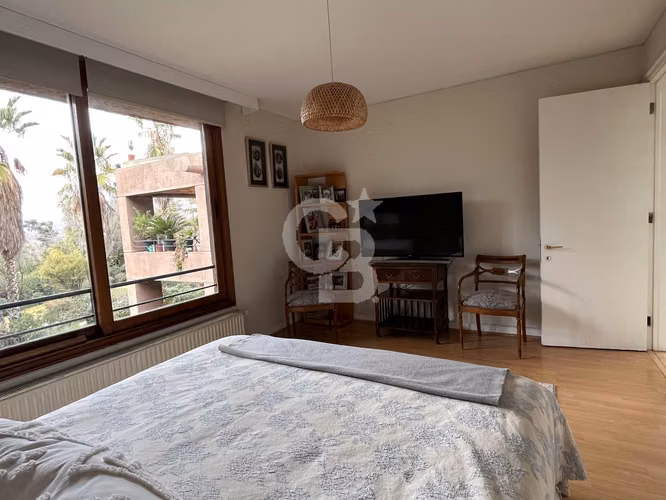 Exclusiva Casa en Vitacura con Gran vista y Jardín - Imagen 21