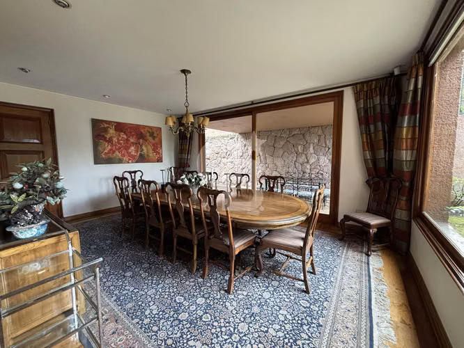 Exclusiva Casa en Vitacura con Gran vista y Jardín - Imagen 6