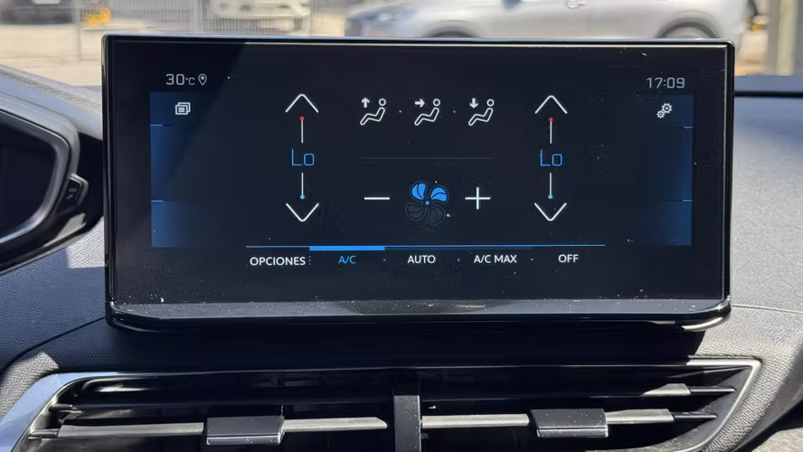 PEUGEOT 5008 - Imagen 17