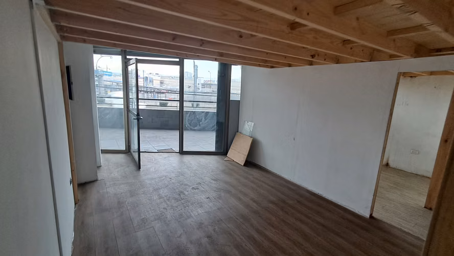 Estupendo Local Comercial en Arriendo 29 m² Frente a Mall Arauco Maipú - Imagen 5