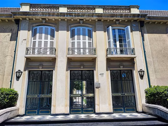 Departamento en venta de 3 dorm. en Las Condes